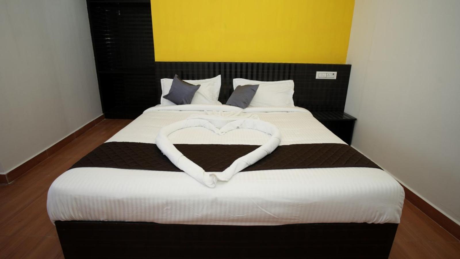 Hashtag Hive Hotel Pondicherry Exterior photo